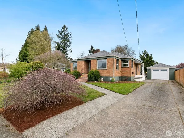 214 J Street NE, Auburn, WA 98002