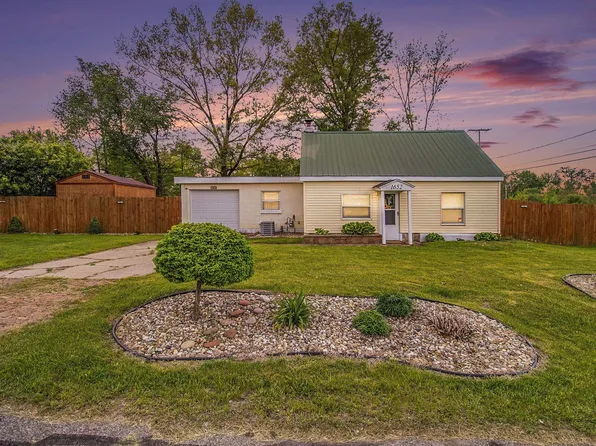 1652 N Sheridan St, South Bend, IN 46628