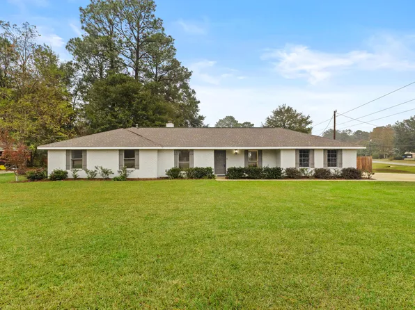 1341 Highway 42, Petal, MS 39465
