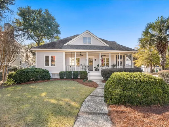 2 Waterbird Dr, Beaufort, SC 29907