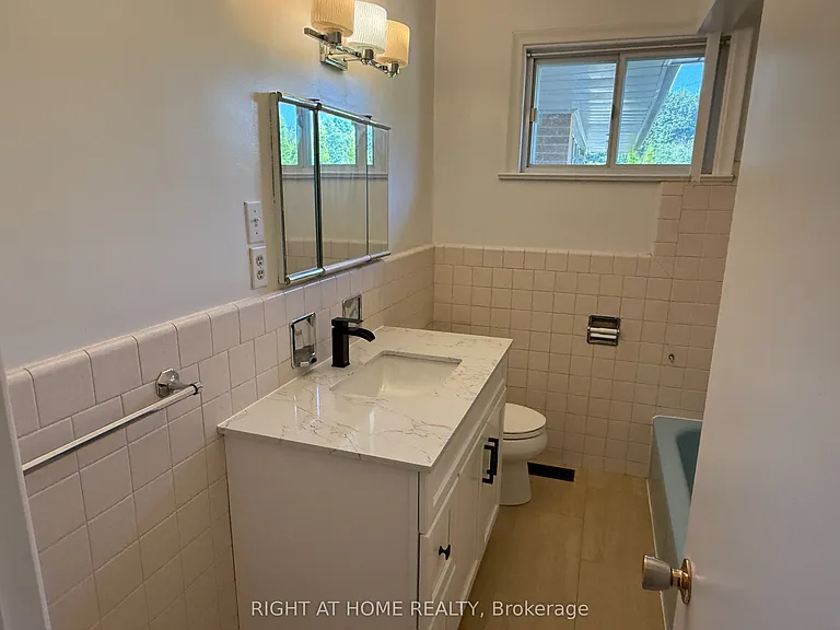 9 Waterfield Dr #MAIN — Photo 7
