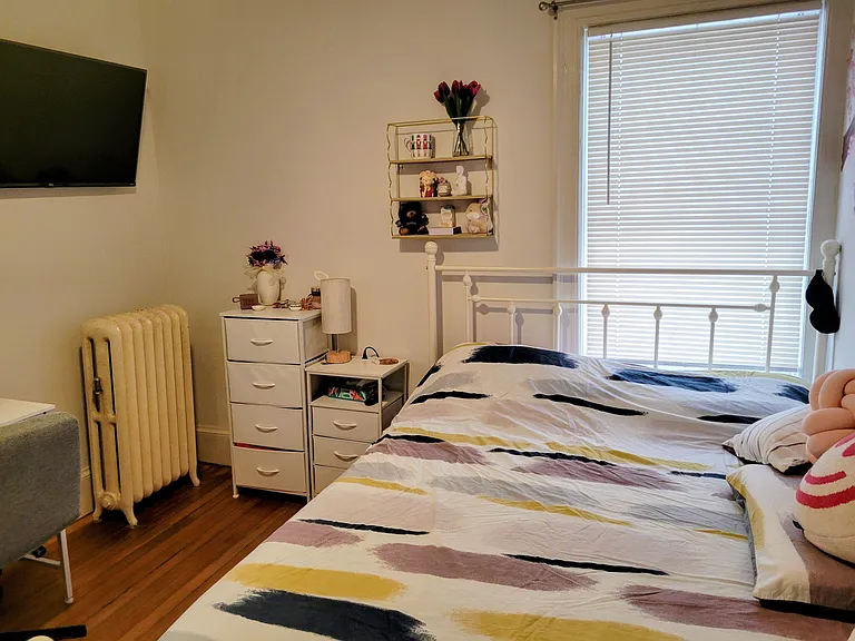 419 Wayland Ave — Photo 8