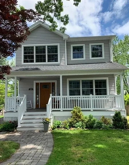 35 Summit Ave — Photo 1