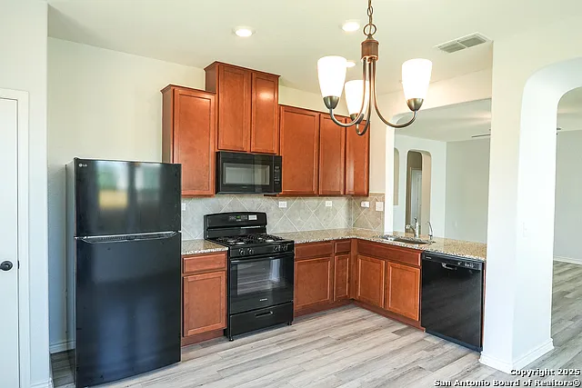 6431 Nolina Pass — Photo 8