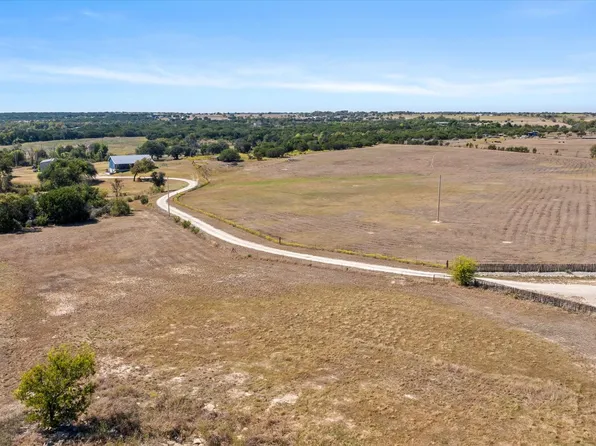 1204 County Road 122 #A, Hico, TX 76457