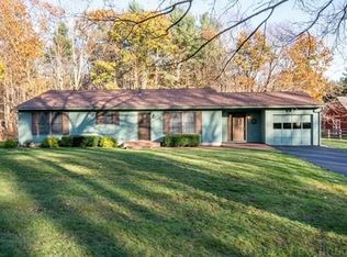 217 Podunk Rd, Sturbridge, MA 01566