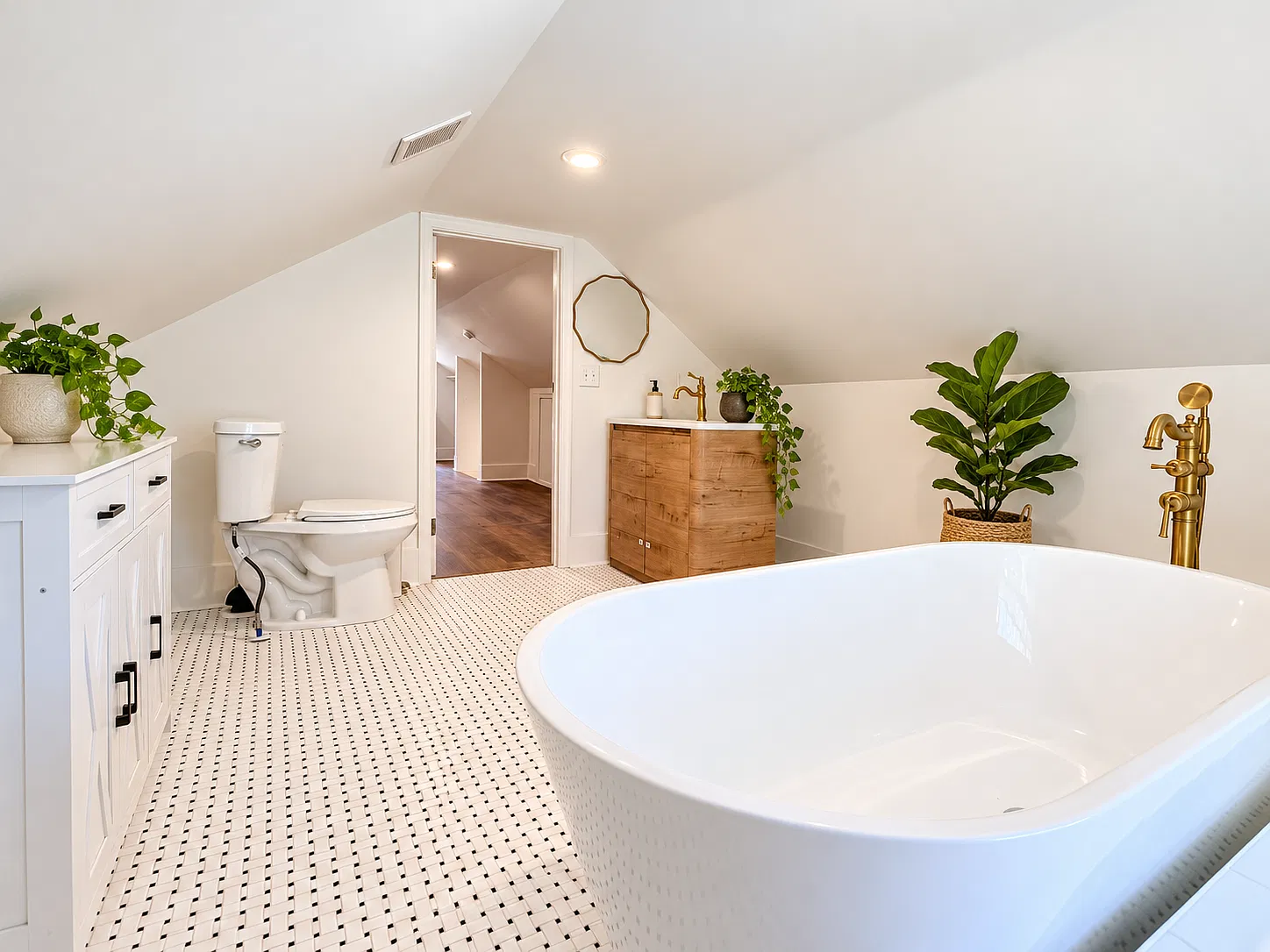 1 bed, $1,450 — Photo 3