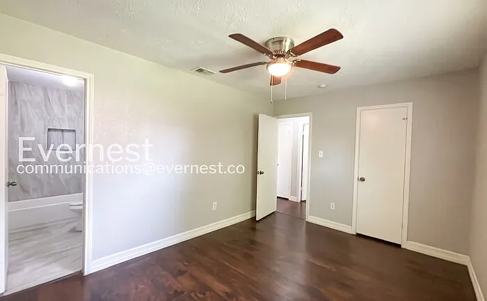 1379 Dell Dale St — Photo 11