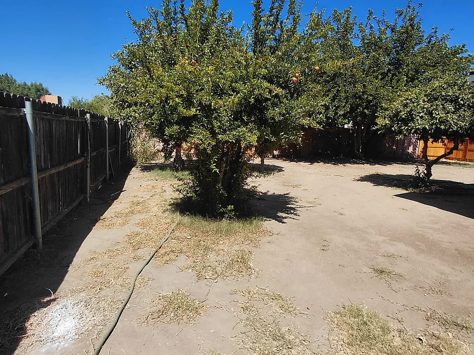 1541 N Central Ct