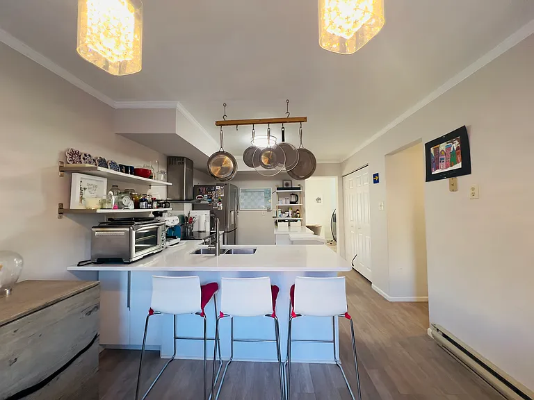 8 Knox Ct — Photo 8