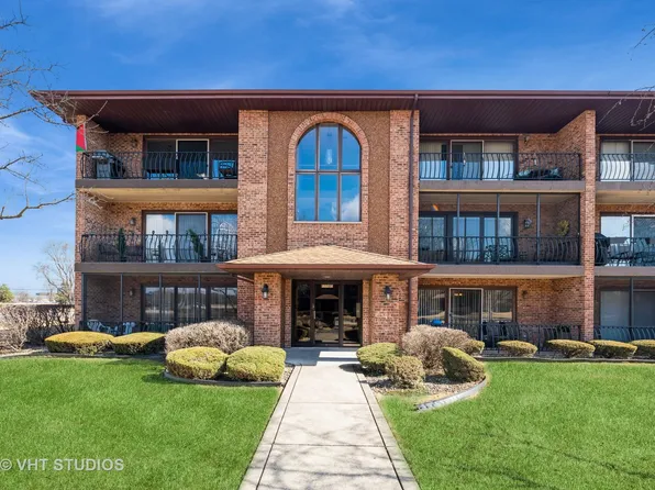 11101 Heritage Dr APT 1D, Palos Hills, IL 60465