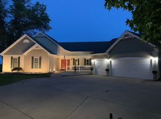 3505 Bluff View Dr, Saint Charles, MO 63303