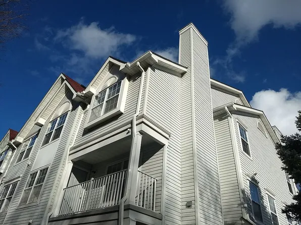 57 Prestwick Way, Edison, NJ 08820