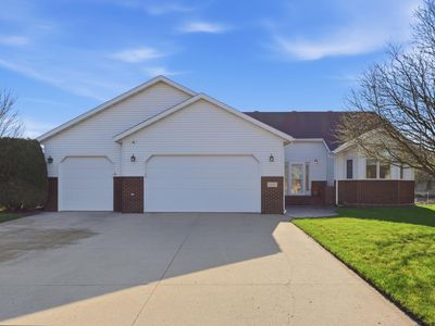 2622 Wheatland Dr S, Fargo, ND, 58103