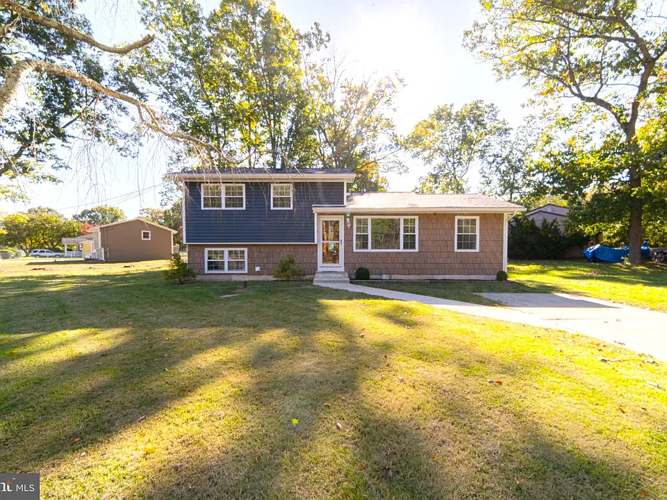 1409 Brown Rd