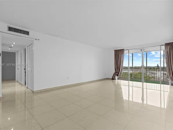 1750 NE 191st St #7001, North Miami Beach, FL 33179