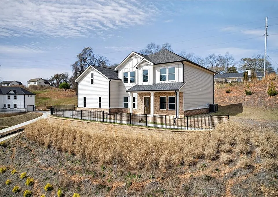 1226 Bloomsbury Ln