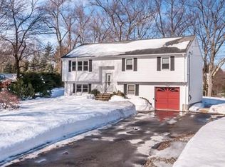 25 Roosevelt Rd, Wilmington, MA 01887