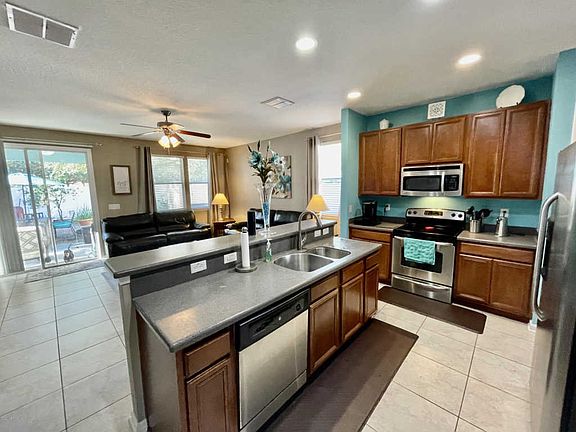 5th image of 288 Pine Arbor Cir