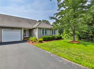 14 Nathaniel Dr, Raymond, NH 03077