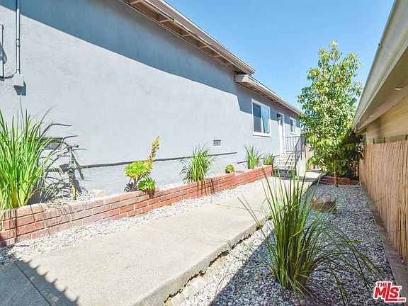 3rd image of 4409 Tourmaline St
