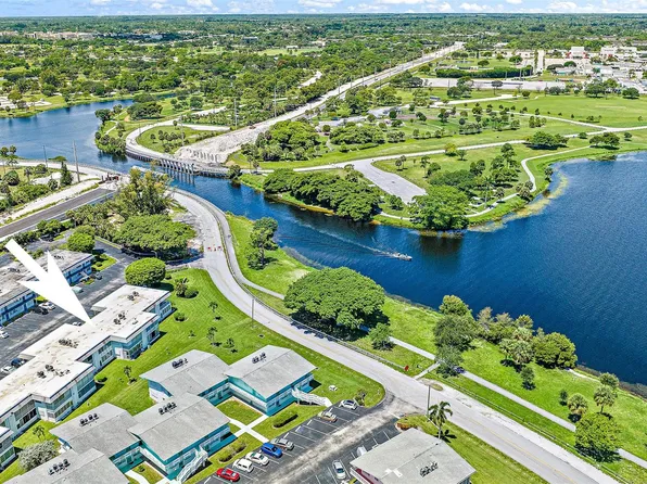 2400 Lake Osborne Drive #204, Lake Worth Beach, FL 33461