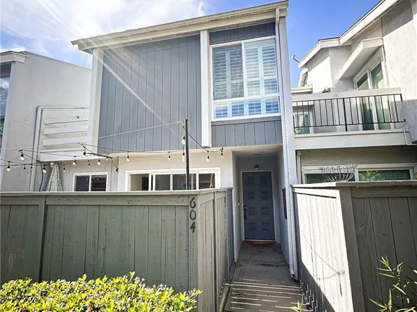 604 Lassen Ln #199, Costa Mesa, CA 92626