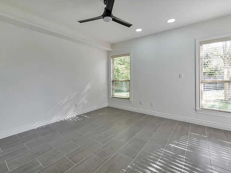 119 Capetown Ln — Photo 22
