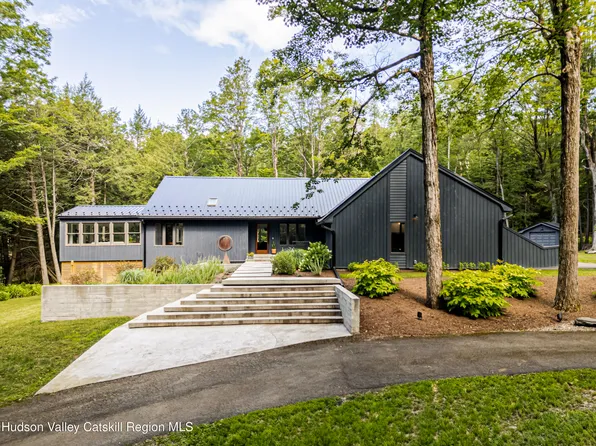 75 Shaker Ridge Drive, Canaan, NY 12029