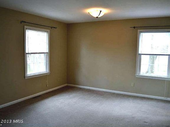 3rd image of 5823 Wyomissing Ct