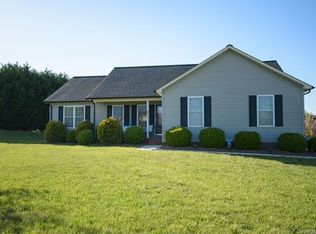 1679 Flag Ln, Vale, NC 28168