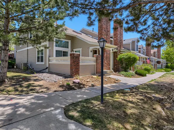 2892 W Long Circle #B, Littleton, CO 80120