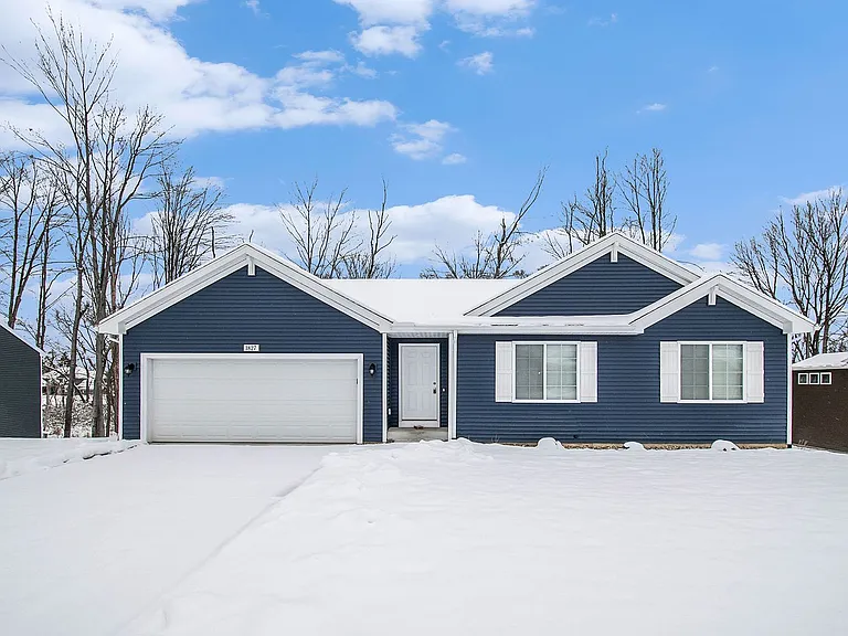 1867 Bluff Ridge Ct — Photo 1