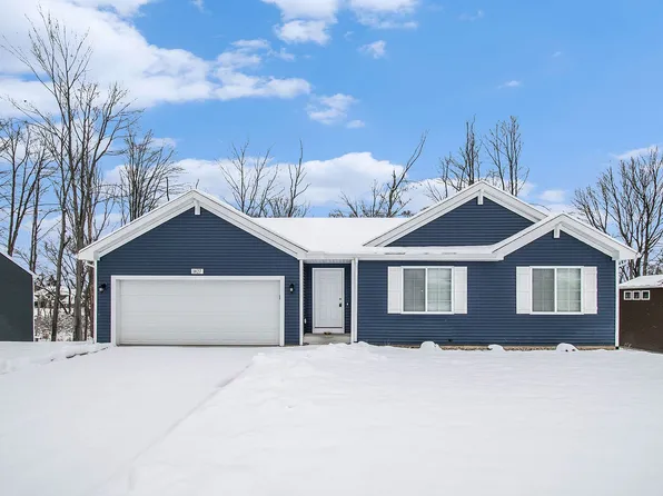 1867 Bluff Ridge Ct, Portage, MI 49002