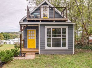 121 N Bush St, Sulphur Springs, AR 72768