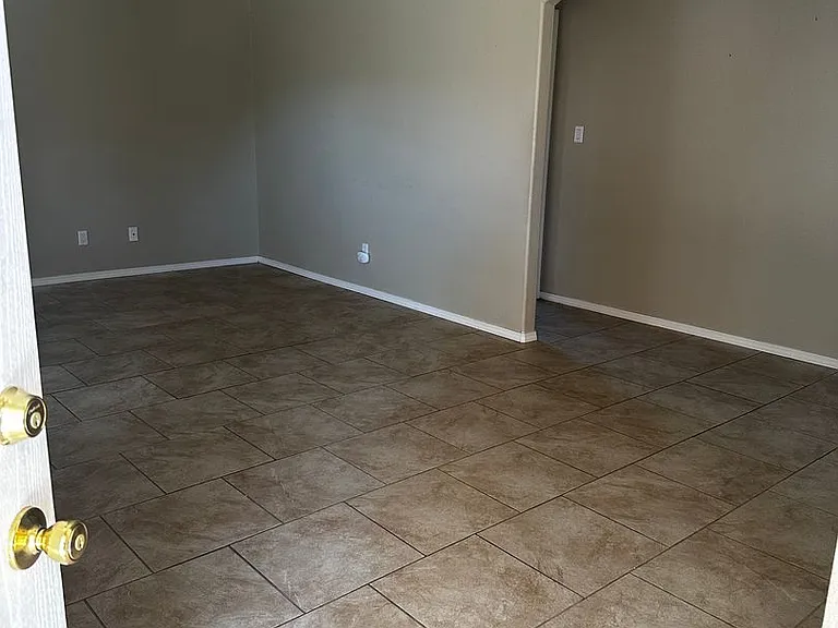 3853 Oasis Springs Rd NE — Photo 1