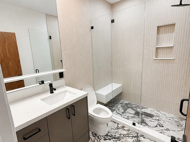 8812 Rangely Ave #4 — Photo 15