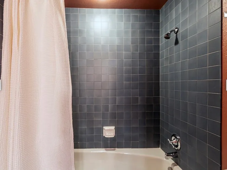 400 S Mahoney Dr — Photo 9
