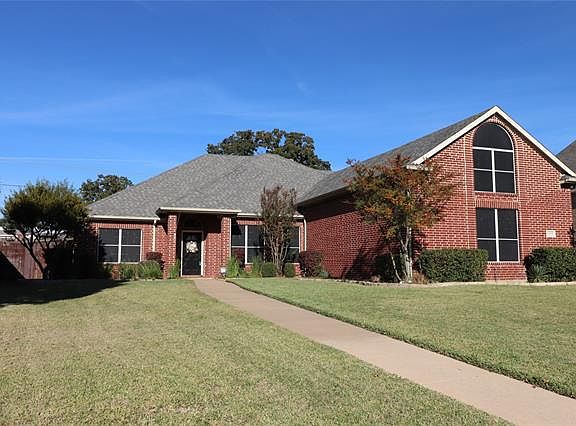 2nd image of 1008 Yukon Dr