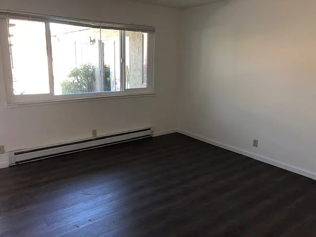 675 Chemeketa Dr — Photo 2