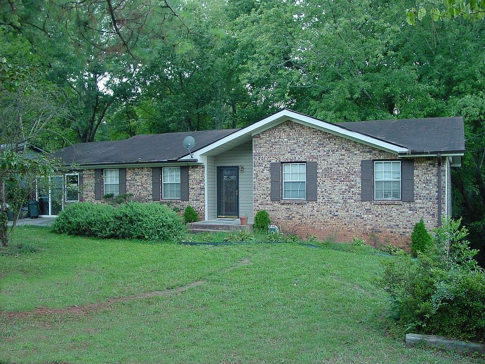 Traditional Ranch w/ Full Basement