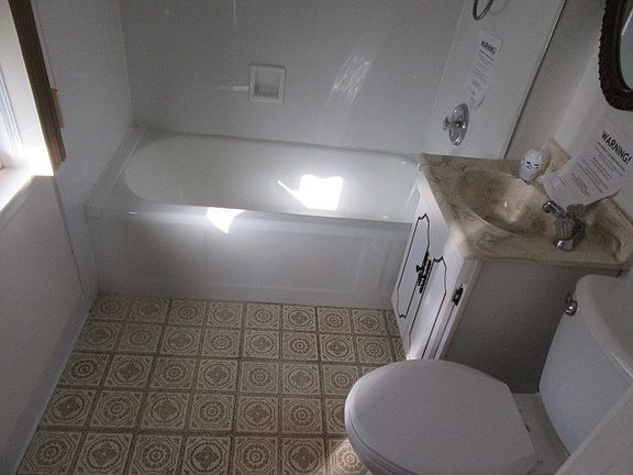 5th image of 4210 Konrad Ave