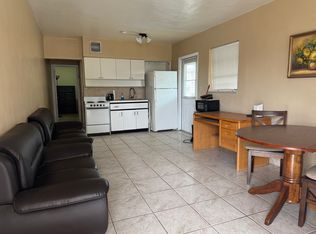 516 NE 3rd Ave APT 3, Hallandale, FL 33009