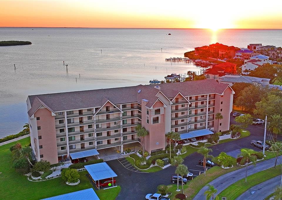 1st image of 4550 BAY BOULEVARD #1231