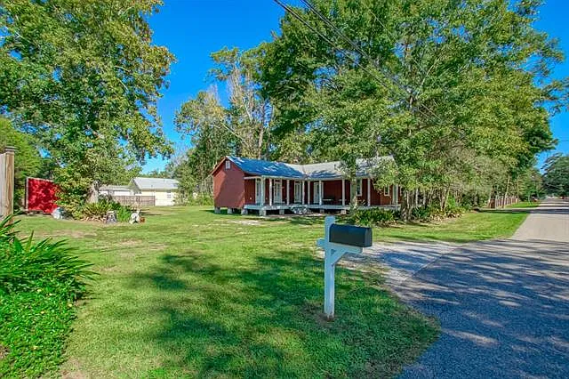 2 bed, 2.0 bath, 1450 sqft, $1,800 — Photo 3