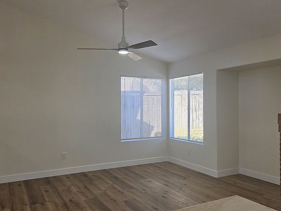 5th image of 804 Napa Ct