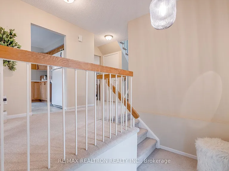 122 Rutledge Ave — Photo 40