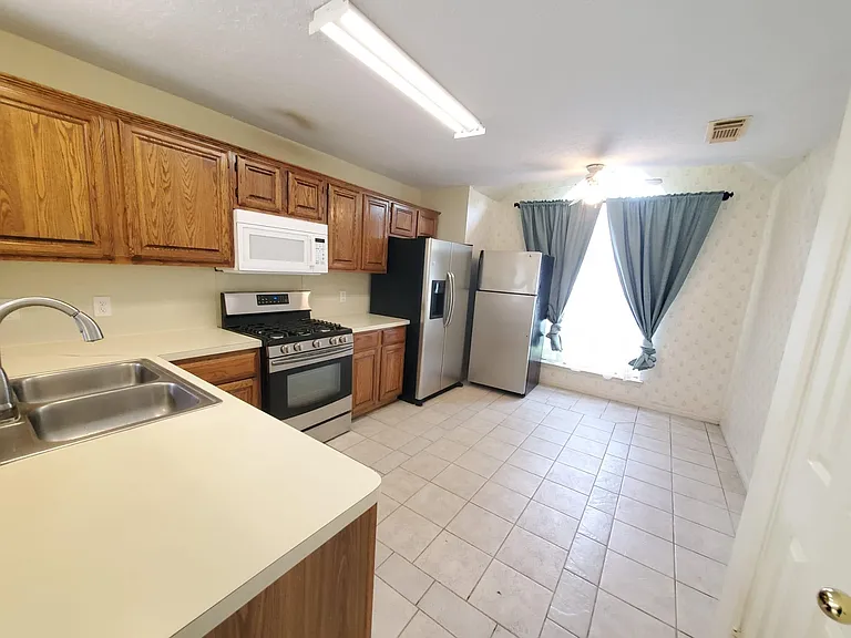 21435 Park Mill Ln — Photo 6