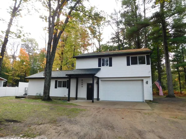 9483 Elizabeth St, Grayling, MI 49738