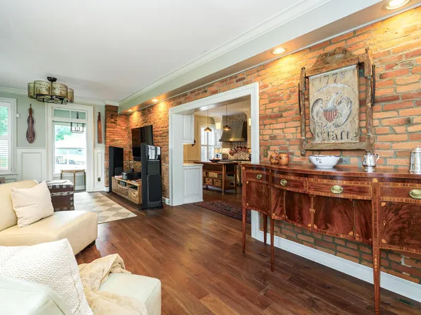 33 E Frankfort St, Columbus, OH 43206